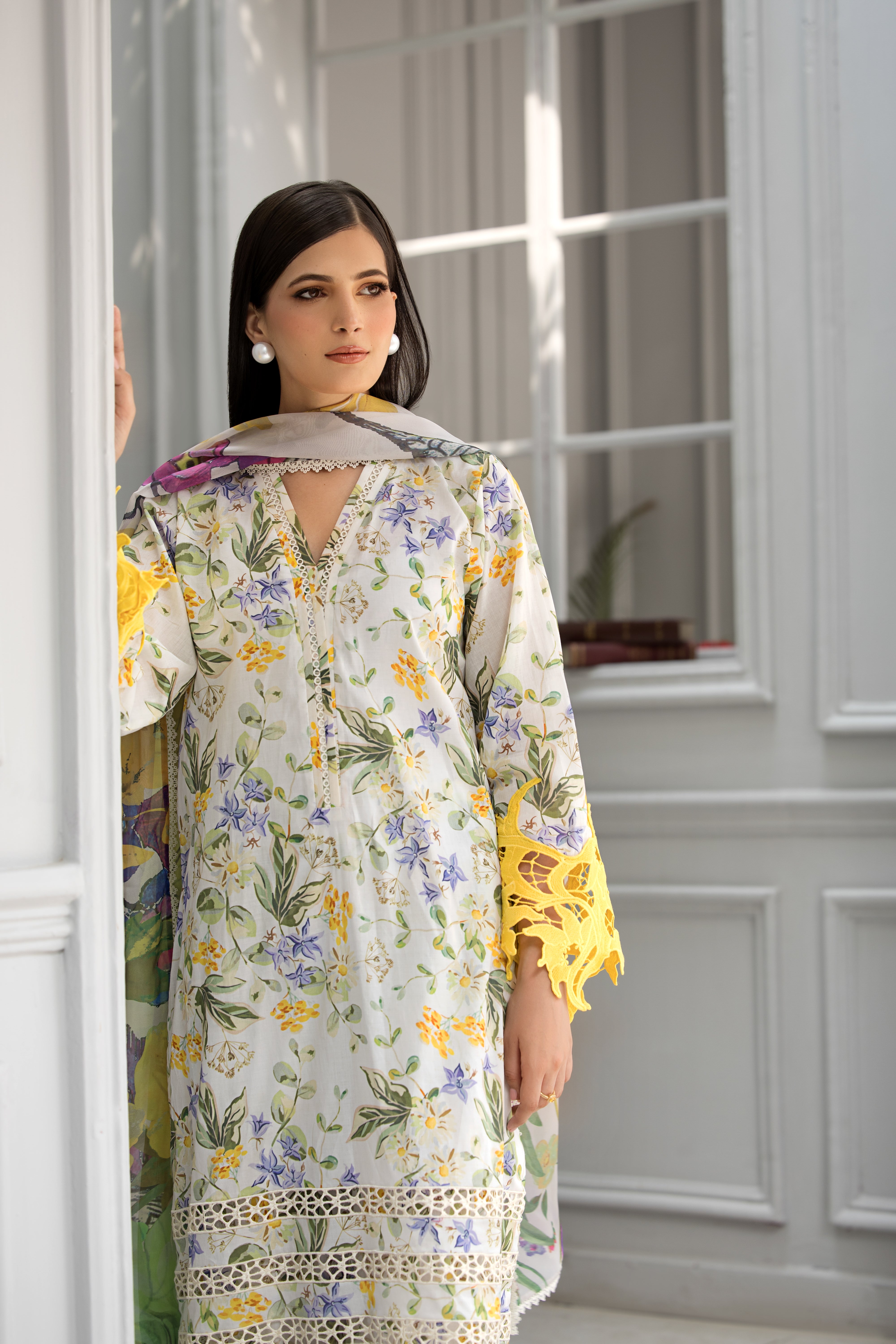 Jhomro- Printed & Embroidered Lawn Suit