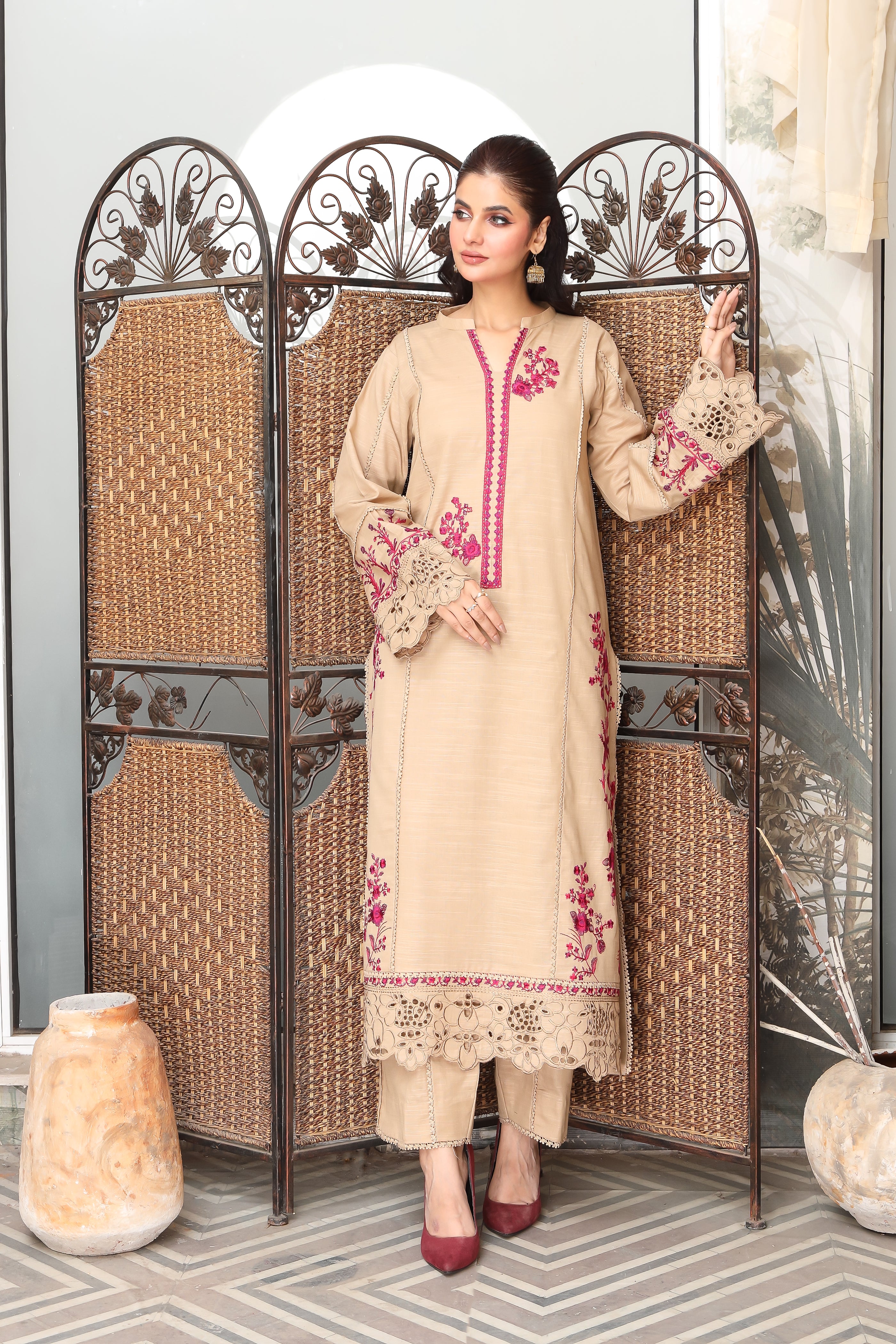 AF 707 | Elegant Khaddar Embroidered Two-Piece Suit