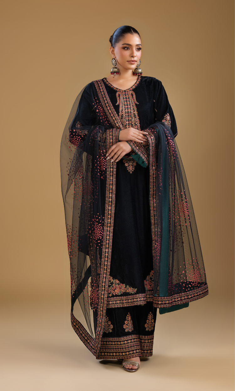 VM003-Midnight Velvet Charm