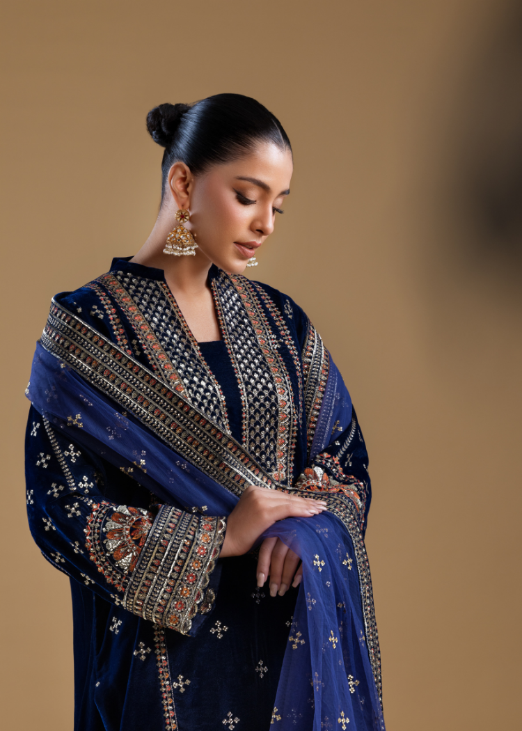 VM002-Midnight Velvet Muse