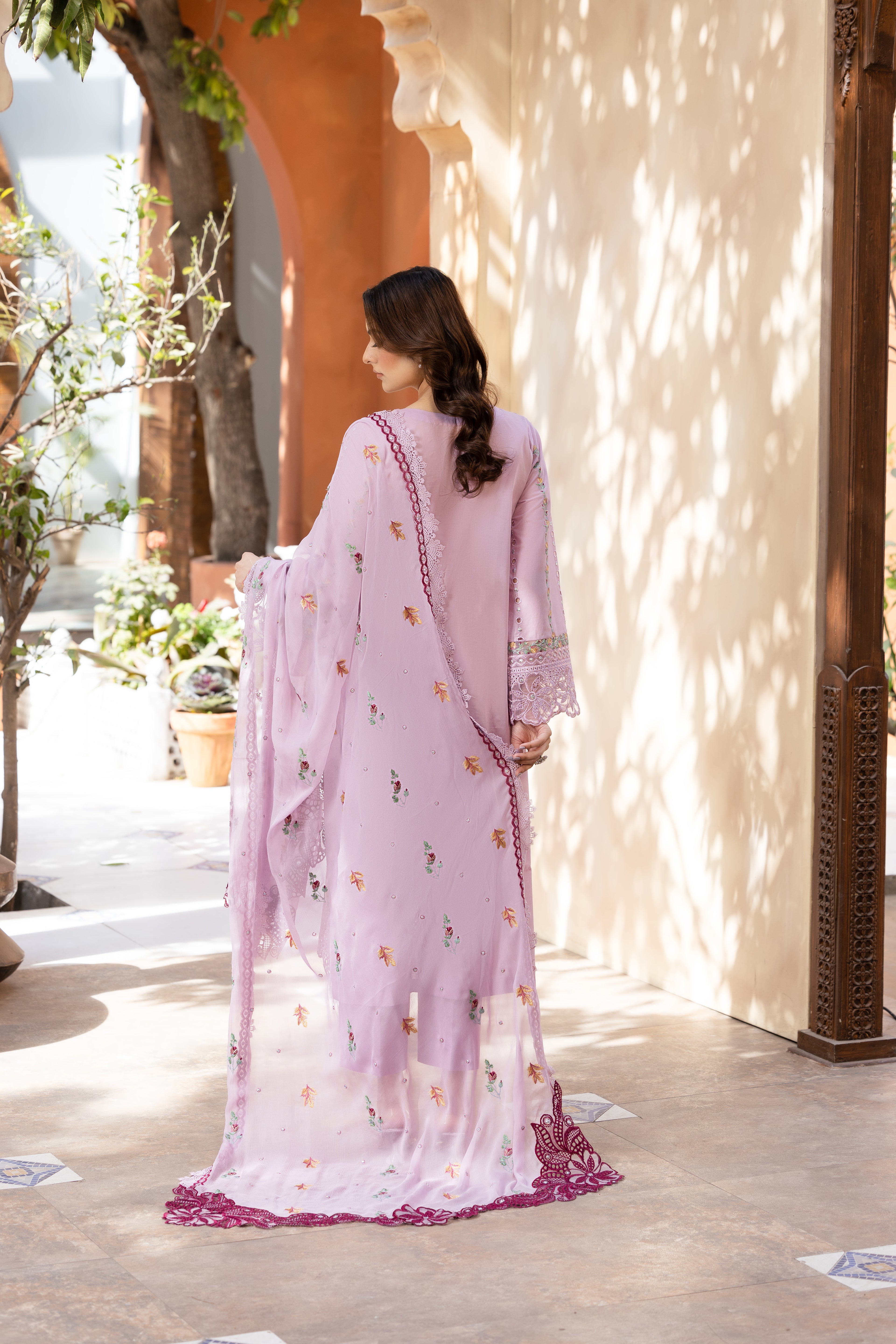 Gul E Kasni – Timeless Elegance in Soft Lilac PRET