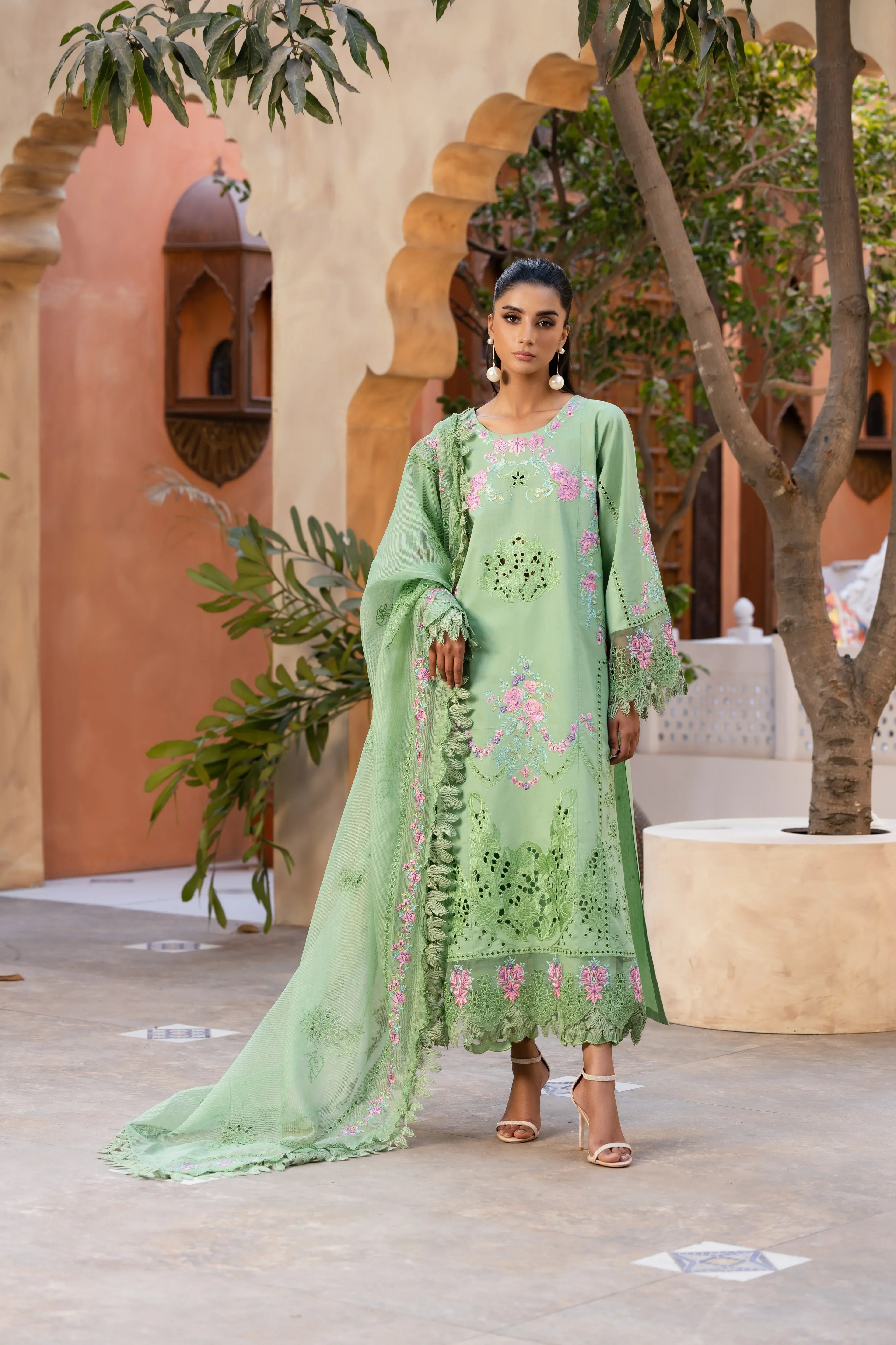 Zamurd – A Timeless Mint Green Elegance  Pret