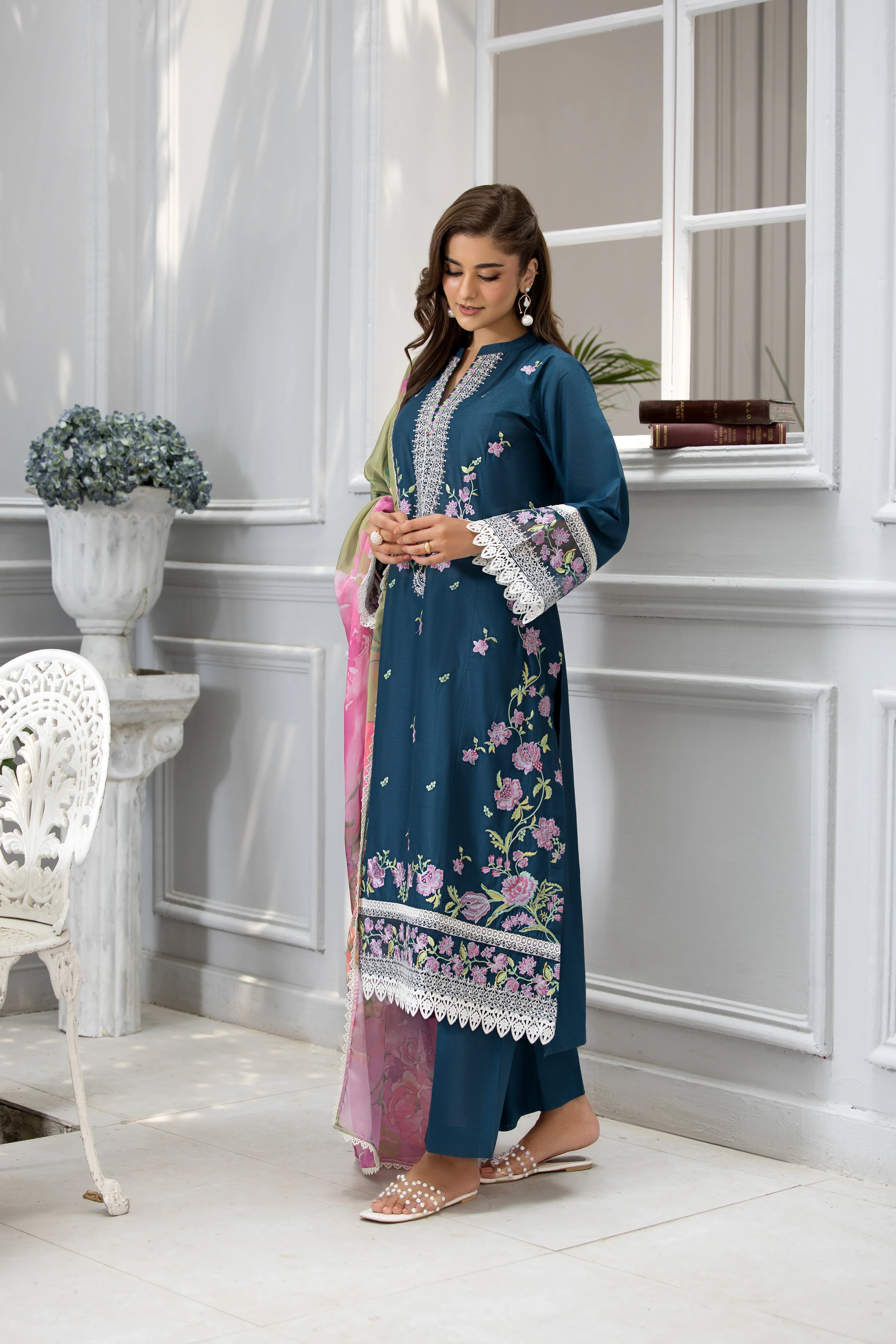 Teal Flora – Embroidered for Special Events