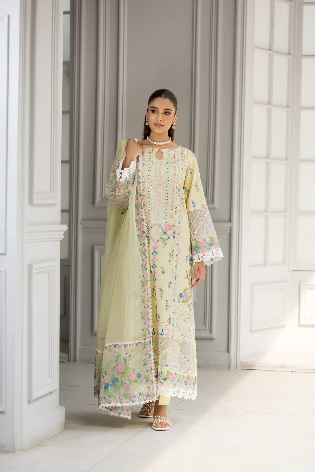 Nimora - Soft Glow in Pastel