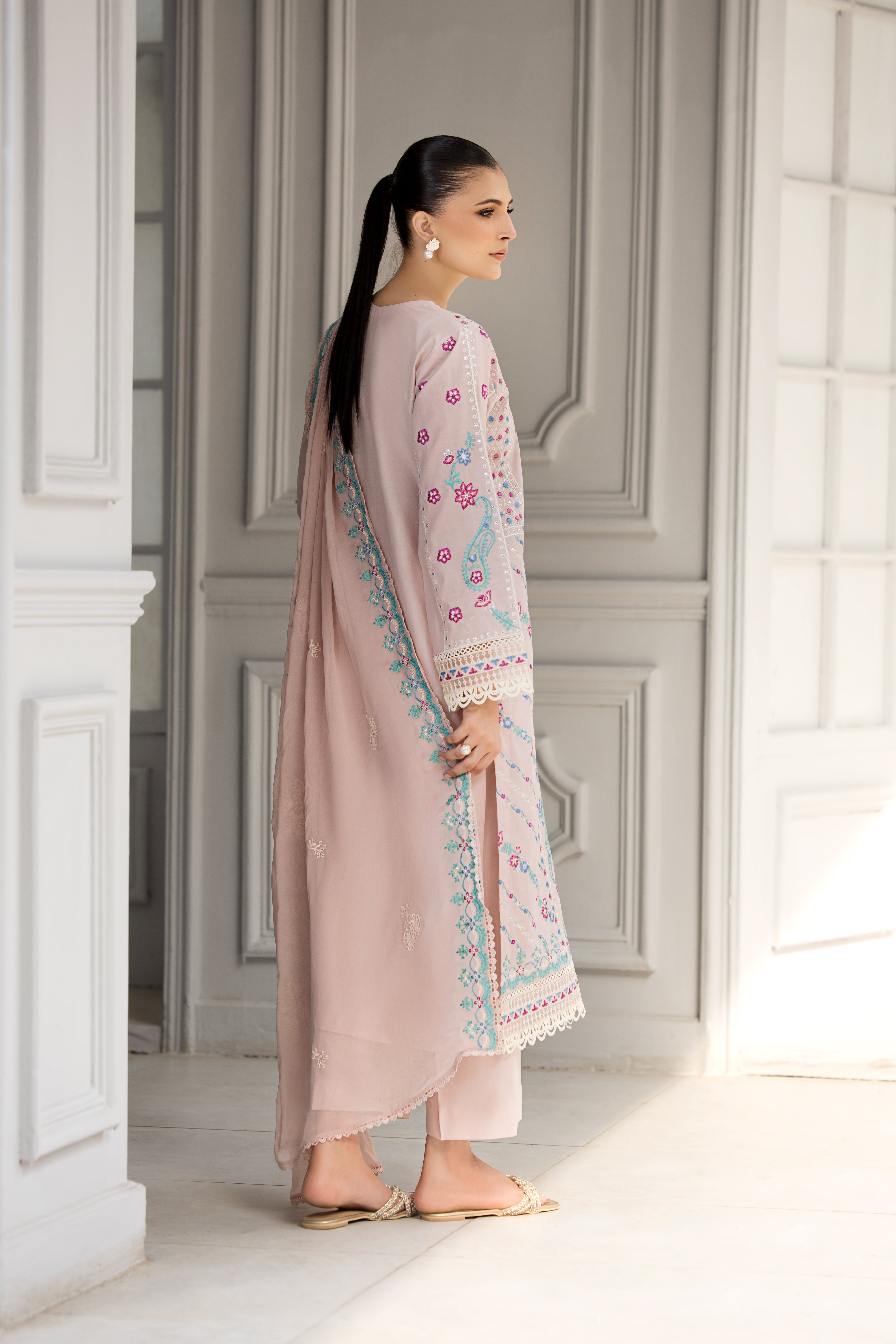 Gorgeous - Most Premium Outfit