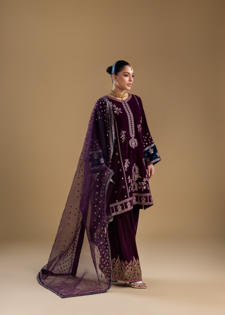 VM005- Violet Velvet Ensemble