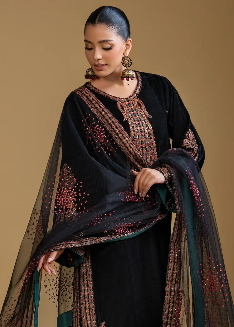 VM003-Midnight Velvet Charm